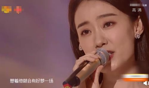 张小斐的霸气怼脸，诠释出一种好权威的美